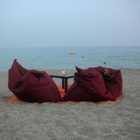 Residence Il Gabbiano Varigotti Luaran gambar