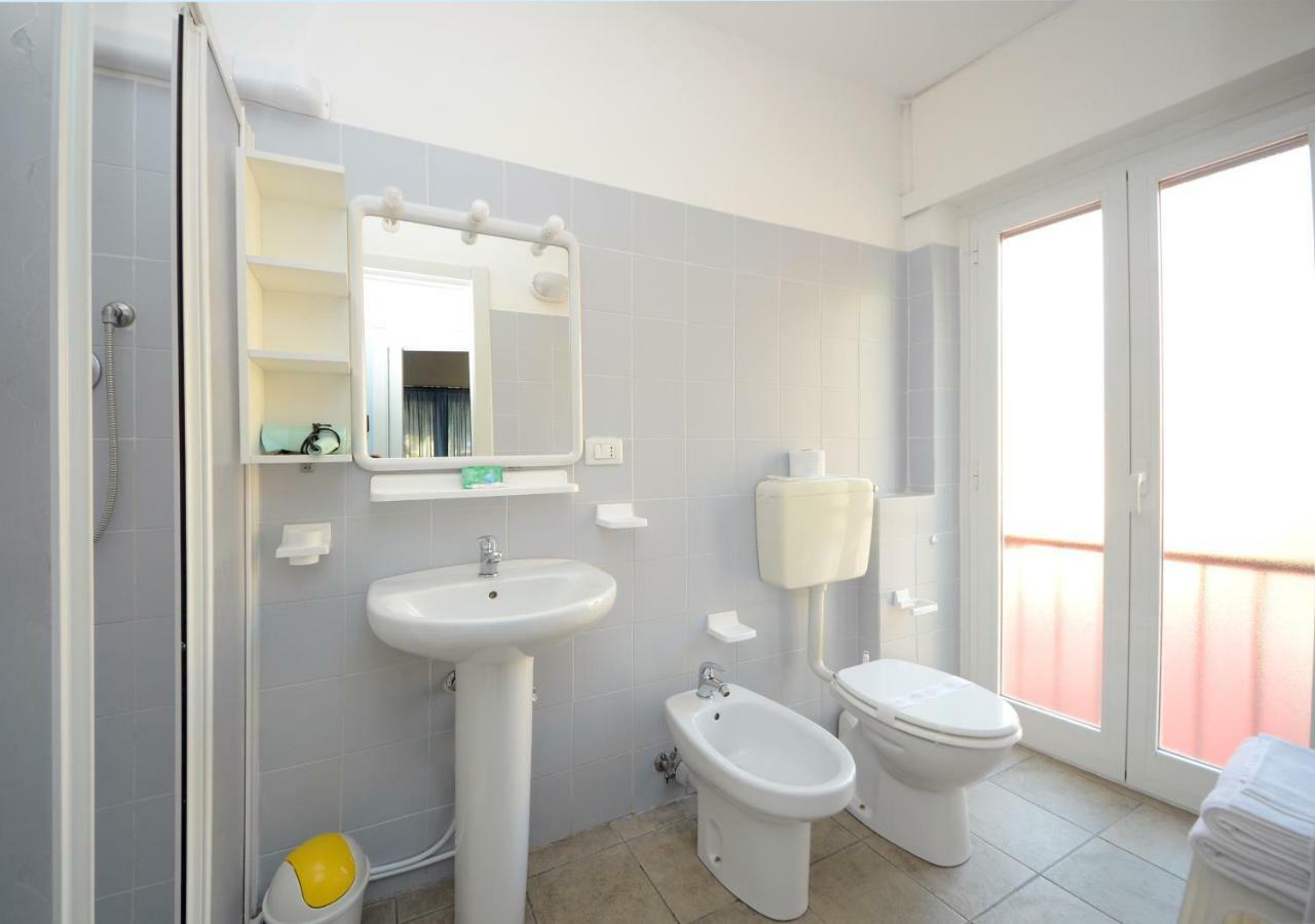 Residence Il Gabbiano Varigotti Luaran gambar