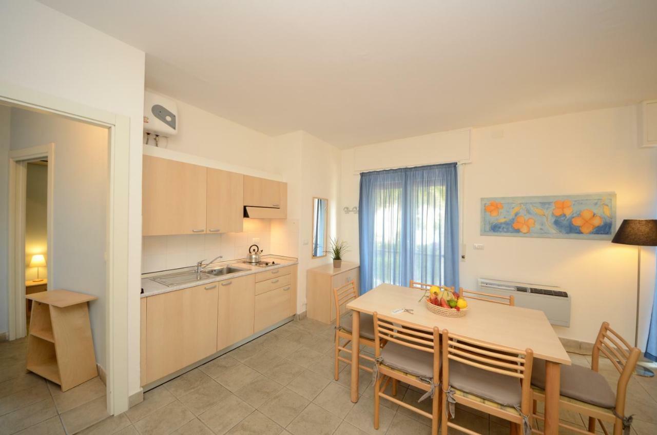 Residence Il Gabbiano Varigotti Luaran gambar