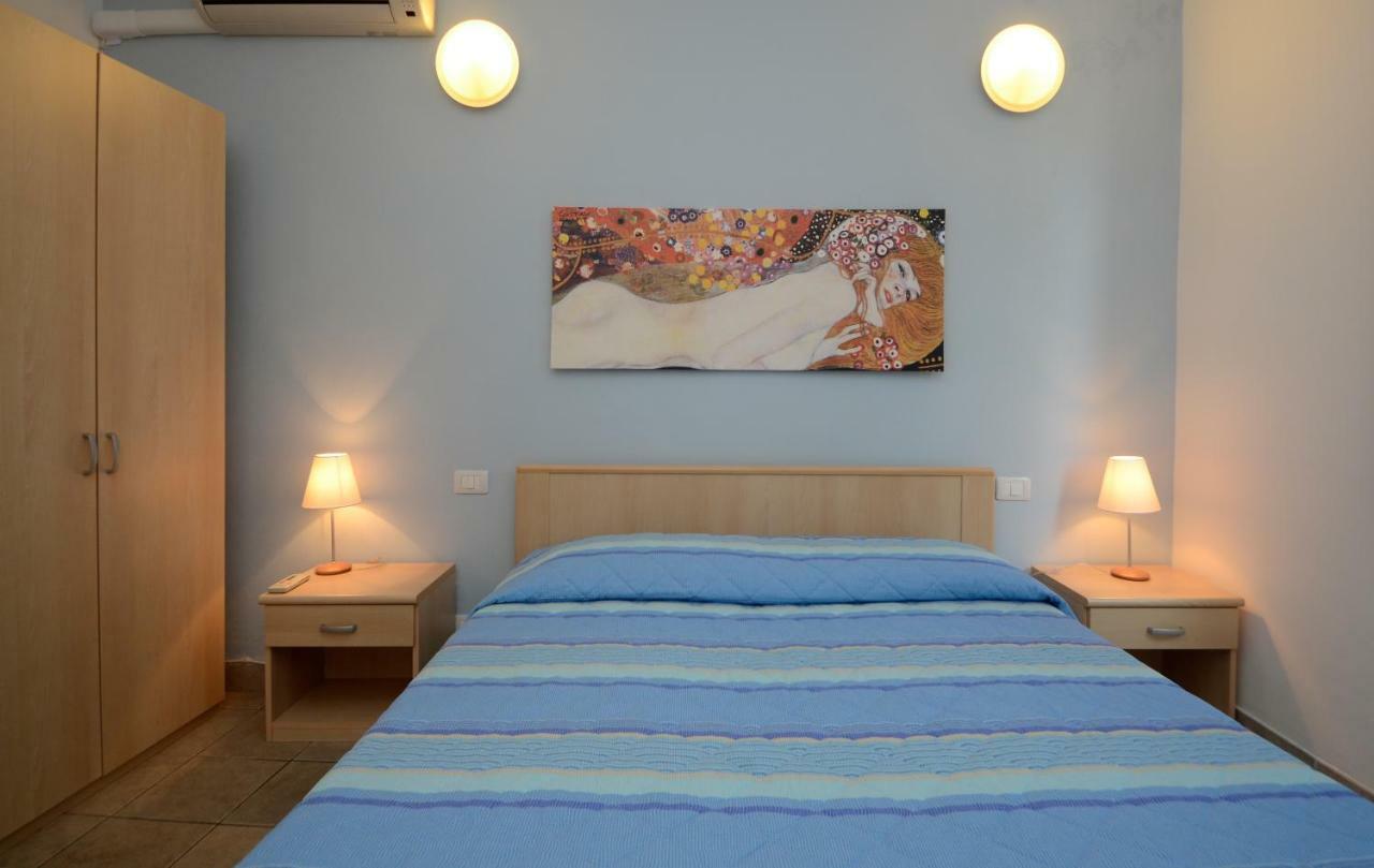 Residence Il Gabbiano Varigotti Luaran gambar