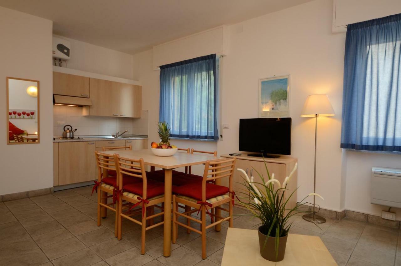 Residence Il Gabbiano Varigotti Luaran gambar